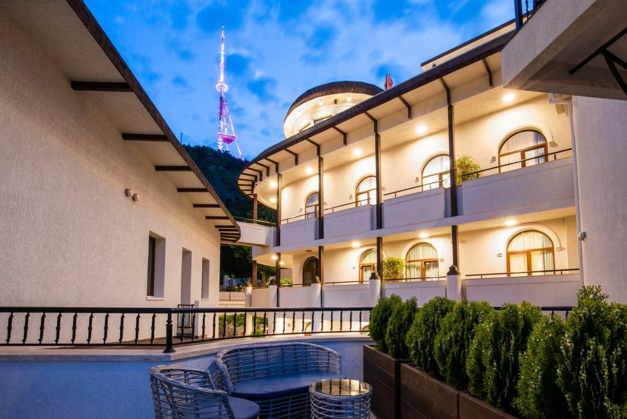 Hotel Adamo Tbilisi Exterior foto